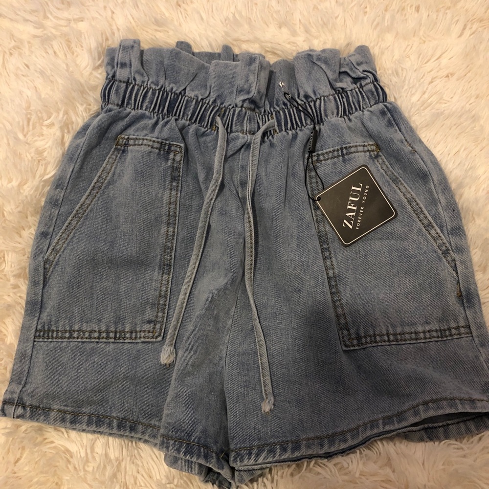 Comfy jean shorts!